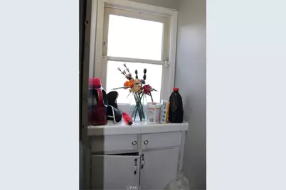 967 E Columbia, Pomona, CA 91767 - Photo 14