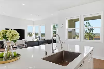 458 Loon, Irvine, CA 92618 - Photo 10
