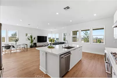 458 Loon, Irvine, CA 92618 - Photo 8