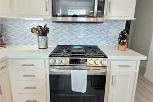 309 N Coral Dr, Long Beach, CA 90803 - Photo 22