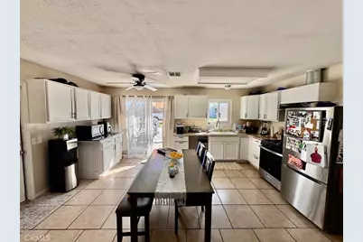 14737 Yucca, Hesperia, CA 92345 - Photo 2