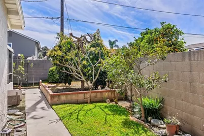 4282 Crystal, Cypress, CA 90630 - Photo 32