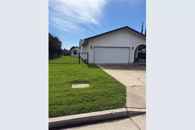 1056 E Alexander, Merced, CA 95340 - Photo 2