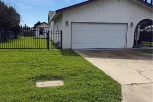 1056 E Alexander, Merced, CA 95340 - Photo 2