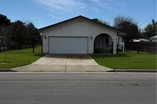 1056 E Alexander, Merced, CA 95340 - Photo 1