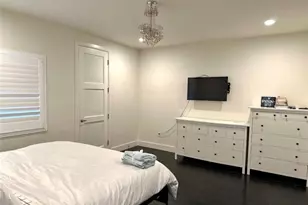 646 S Courson Dr, Anaheim, CA 92804 - Photo 20