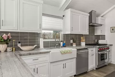 306 Alvarado Place, Newport Beach, CA 92661 - Photo 26