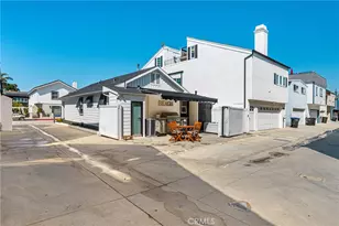 306 Alvarado Pl, Newport Beach, CA 92661 - Photo 12