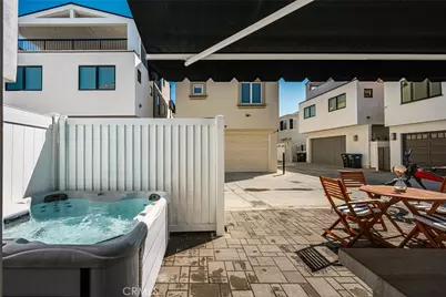 306 Alvarado Place, Newport Beach, CA 92661 - Photo 8