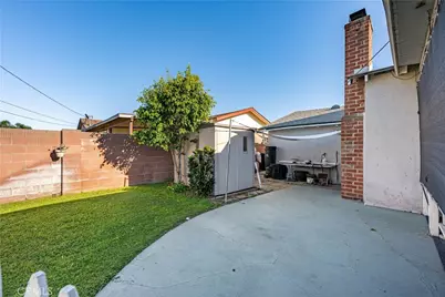 2869 W Stonybrook Drive, Anaheim, CA 92804 - Photo 18