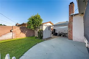 2869 W Stonybrook Dr, Anaheim, CA 92804 - Photo 18