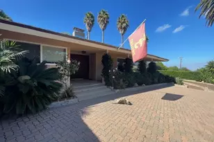 1 Cayuse Ln, Rancho Palos Verdes, CA 90275 - Photo 4