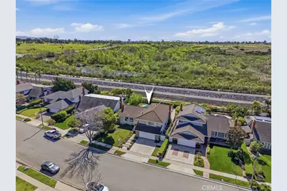 2021 Swan Drive, Costa Mesa, CA 92626 - Photo 2