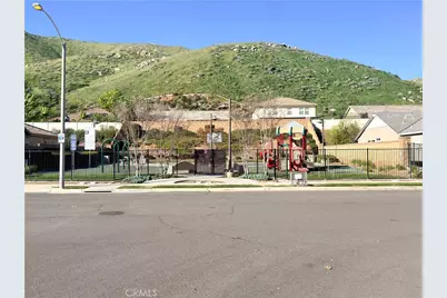 690 Julian Avenue, San Jacinto, CA 92582 - Photo 38
