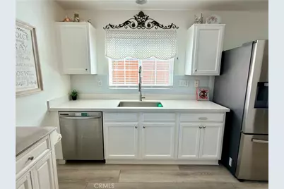 690 Julian Avenue, San Jacinto, CA 92582 - Photo 10