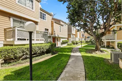 21934 Belshire, Hawaiian Gardens, CA 90716 - Photo 6