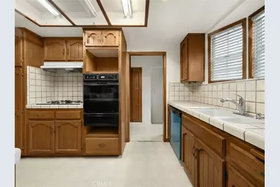 1305 S Cabrillo, San Pedro, CA 90731 - Photo 6