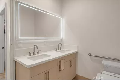 1598 Long Beach Boulevard #410, Long Beach, CA 90813 - Photo 28