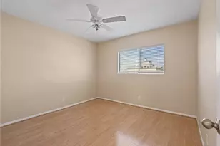 335 Cedar Ave, Long Beach, CA 90802 - Photo 10