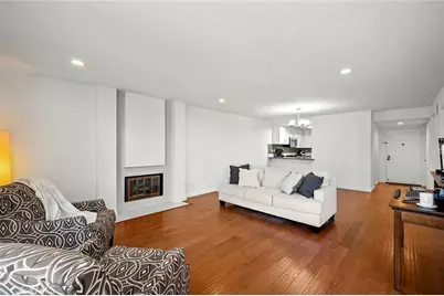 2512 E Willow Street #104, Signal Hill, CA 90755 - Photo 2