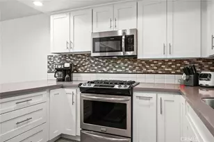 2512 E Willow St, Signal Hill, CA 90755 - Photo 2