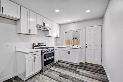 4781 Calle Las Positas, Oceanside, CA 92057 - Photo 12