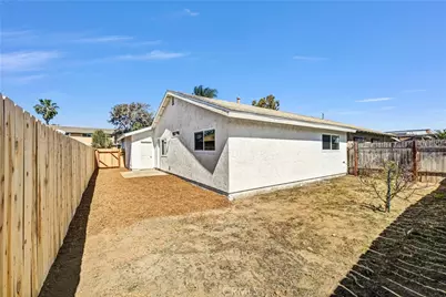 4781 Calle Las Positas, Oceanside, CA 92057 - Photo 32