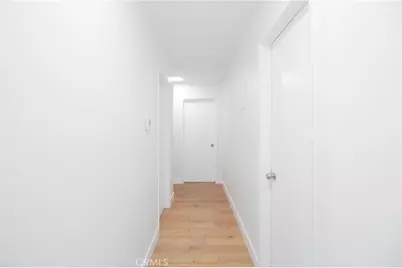 1921 Sherry, Santa Ana, CA 92705 - Photo 18