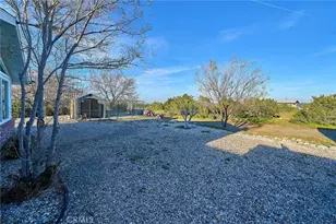 9783 Corton Rd, Phelan, CA 92371 - Photo 8