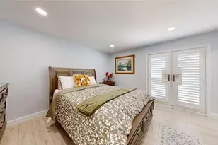 17891 Caledonia Cir, Huntington Beach, CA 92647 - Photo 12