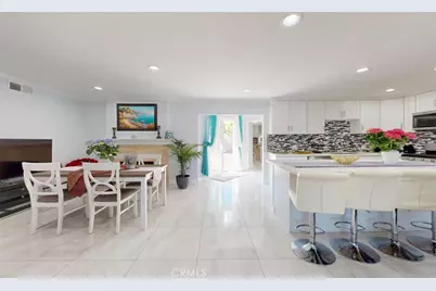 17891 Caledonia Cir, Huntington Beach, CA 92647 - Photo 22