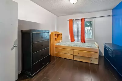 1020 N Kemp, Compton, CA 90220 - Photo 4