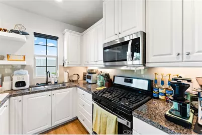 437 Lucent, Stanton, CA 90680 - Photo 12