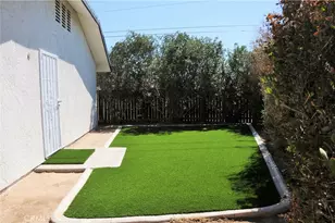 15354 Kiamichi Rd, Apple Valley, CA 92307 - Photo 20