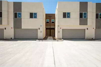 1018 W 223rd Street #4, Torrance, CA 90502 - Photo 4