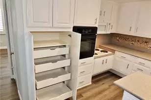 1560 Homewood Rd, Seal Beach, CA 90740 - Photo 20