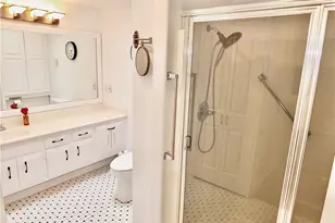 1560 Homewood Rd, Seal Beach, CA 90740 - Photo 26