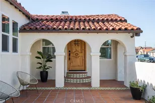 2014 W 84th St, Los Angeles, CA 90047 - Photo 4