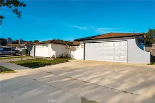 2171 Pomona, Costa Mesa, CA 92627 - Photo 10