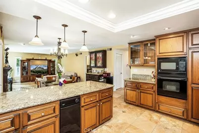 595 S Avenida Faro, Anaheim Hills, CA 92807 - Photo 4