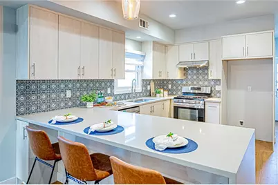 1226 Meadowbrook, Los Angeles, CA 90019 - Photo 4