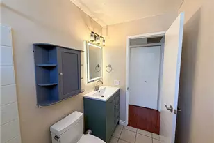 2343 E 17th St, Long Beach, CA 90804 - Photo 16