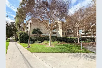 2343 E 17th Street #205, Long Beach, CA 90804 - Photo 2