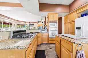106 S Vista Grande, Anaheim Hills, CA 92807 - Photo 8