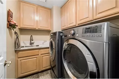 106 S Vista Grande, Anaheim, CA 92807 - Photo 14