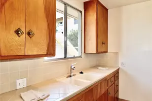 1250 E East 3rd Street, Long Beach, CA 90802 - Photo 18