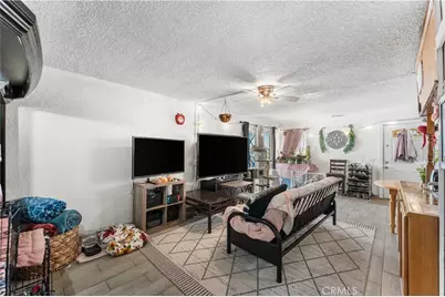 20116 Neuralia, California City, CA 93505 - Photo 4