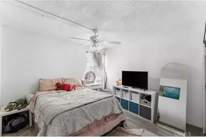 20116 Neuralia, California City, CA 93505 - Photo 8