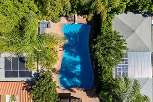 112 N Highland Ave, Los Angeles, CA 90036 - Photo 14