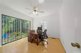 112 N Highland Ave, Los Angeles, CA 90036 - Photo 30